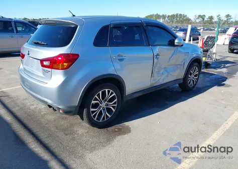 2016 Mitsubishi Outlander Sport 2.0 Es z USA, uszkodzony, nr VIN JA4AP3AU2GZ030930